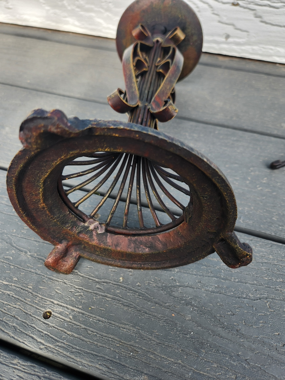 Ornate Metal Candle Holder - Rustic Bronze Finish - Picture 4 of 4